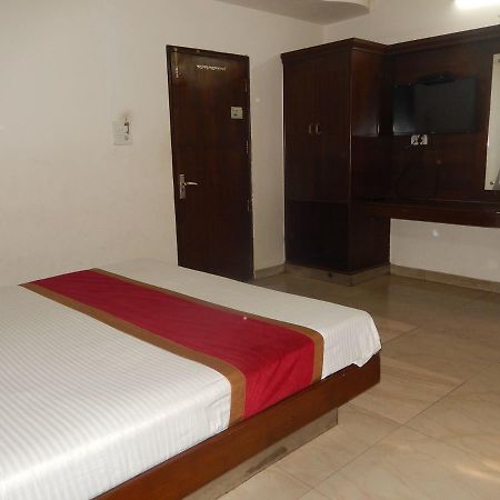 White House Tourist Lodge New Delhi Eksteriør bilde